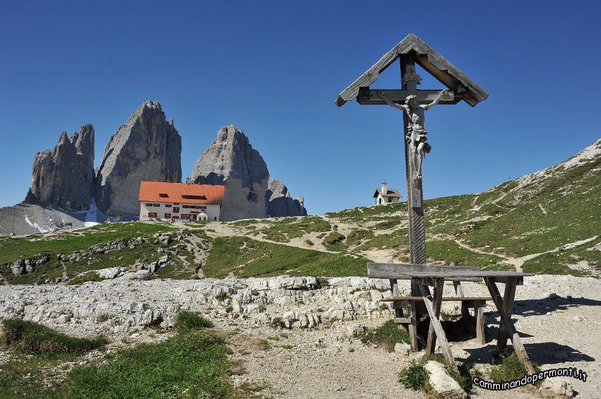 097 Rifugio Locatelli Tre Cime di Lavaredo.JPG